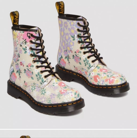 Dr. Martens 1460 FLORAL MASH UP LEATHER LACE UP BOOTS Size 6 NEW